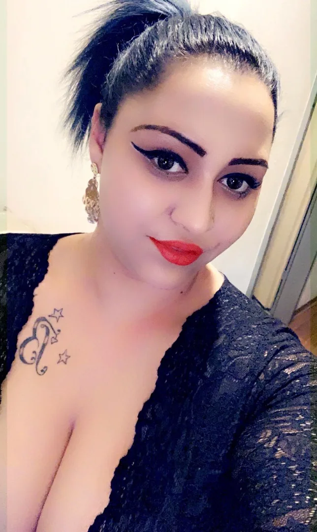 Karolina 23