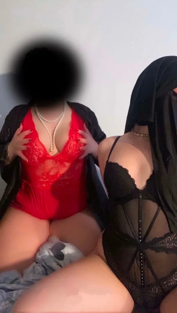 Chiara &amp; Emma